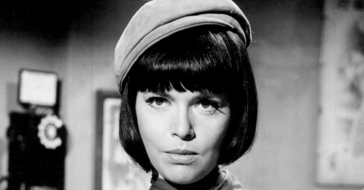 Photo of Barbara Feldon