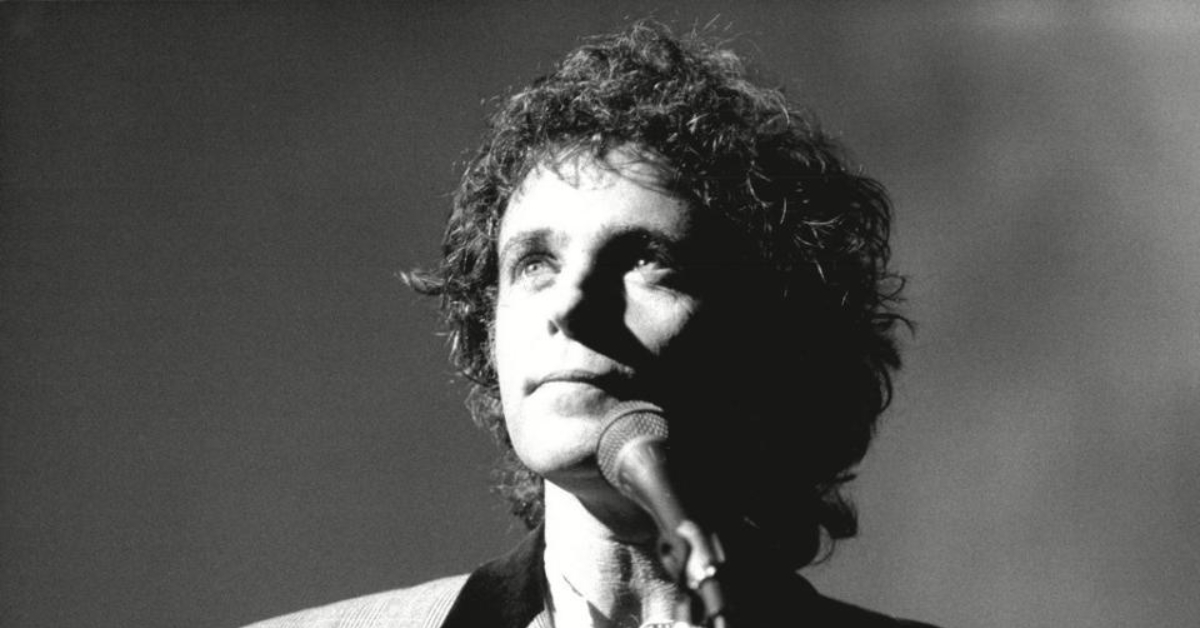 70s Music - Photo of David Essex