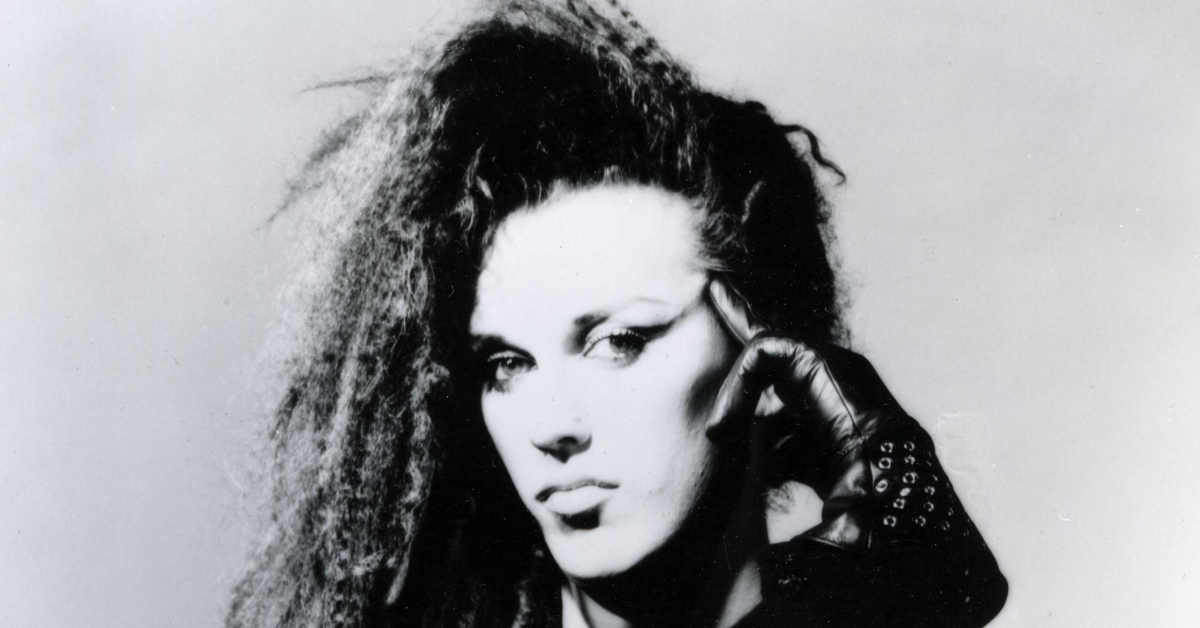 90s Music - Photo of Pete Burns