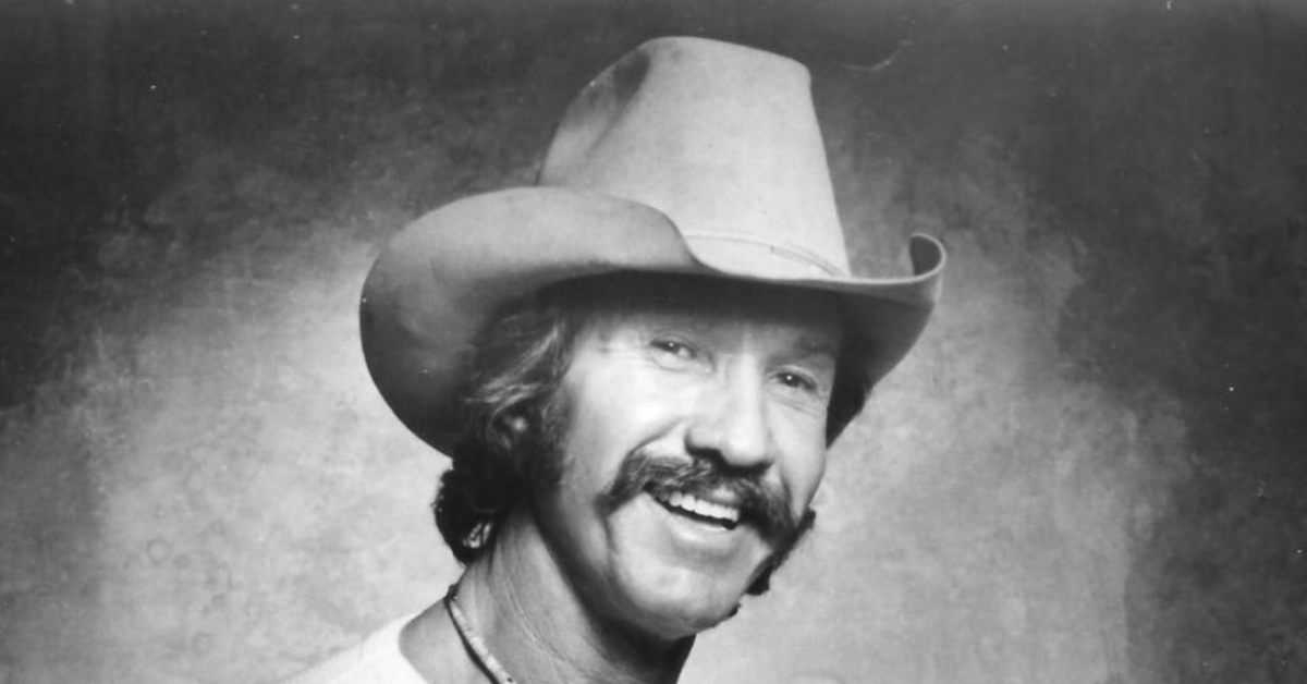 Country Music - Photo of Marty Robbins