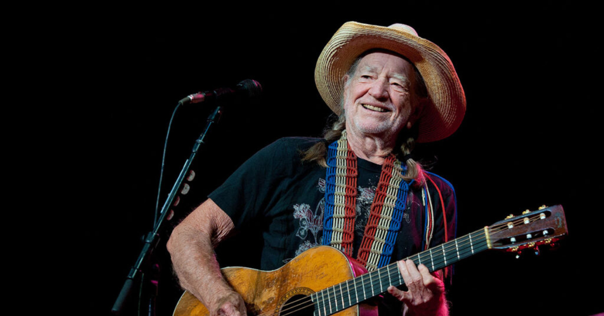 Country Music - Photo of Willie Nelson